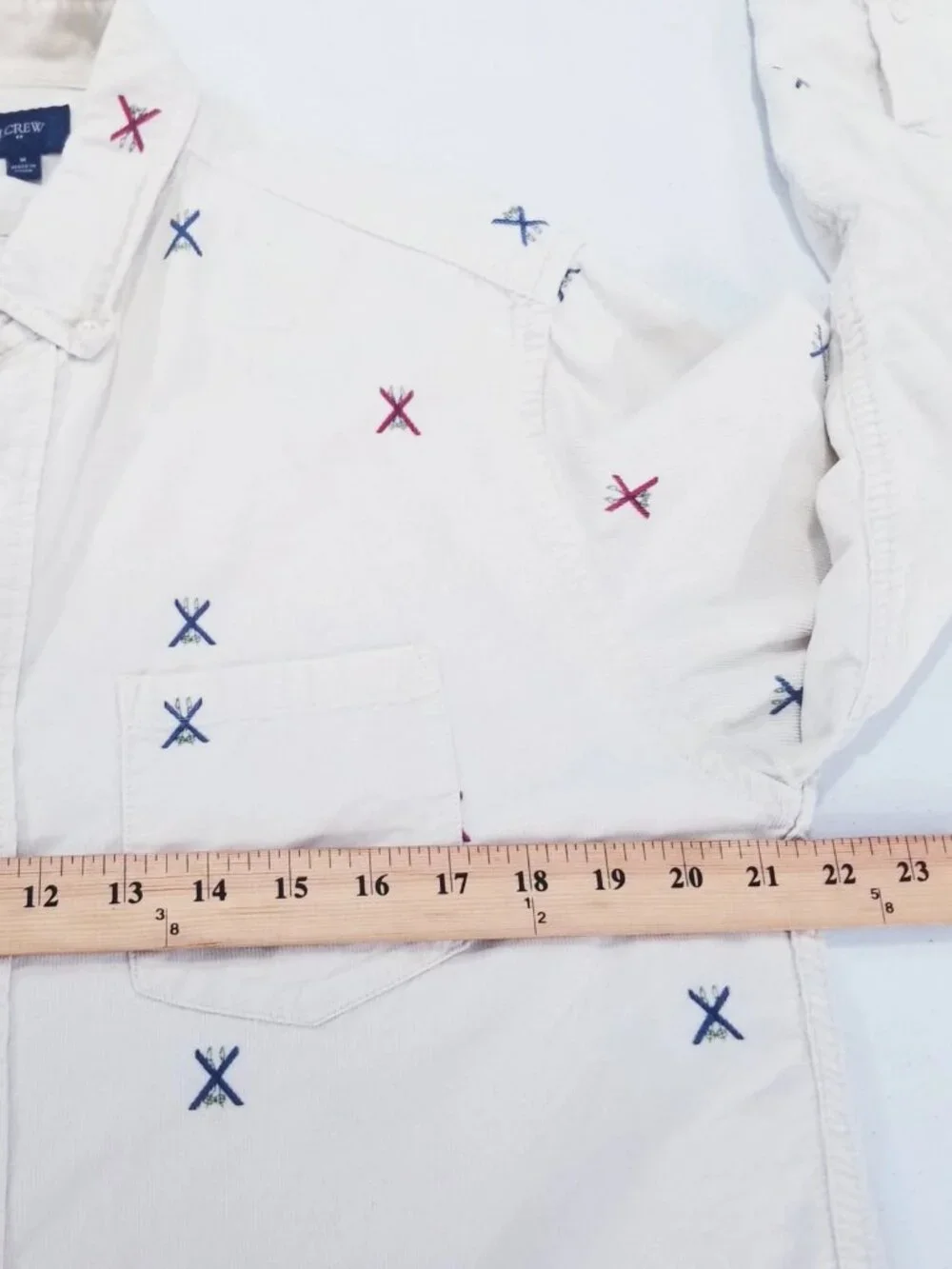J. Crew Corduroy Shirt Mens M Medium Skiing Lodge Print Cotton Button Down H3560